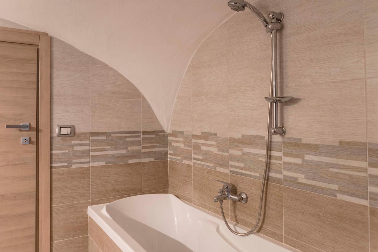 Via Nilo 20 Apartments Napoli Ngoại thất bức ảnh