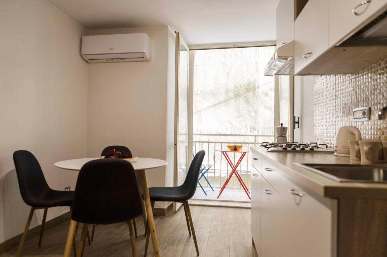 Via Nilo 20 Apartments Napoli Ngoại thất bức ảnh