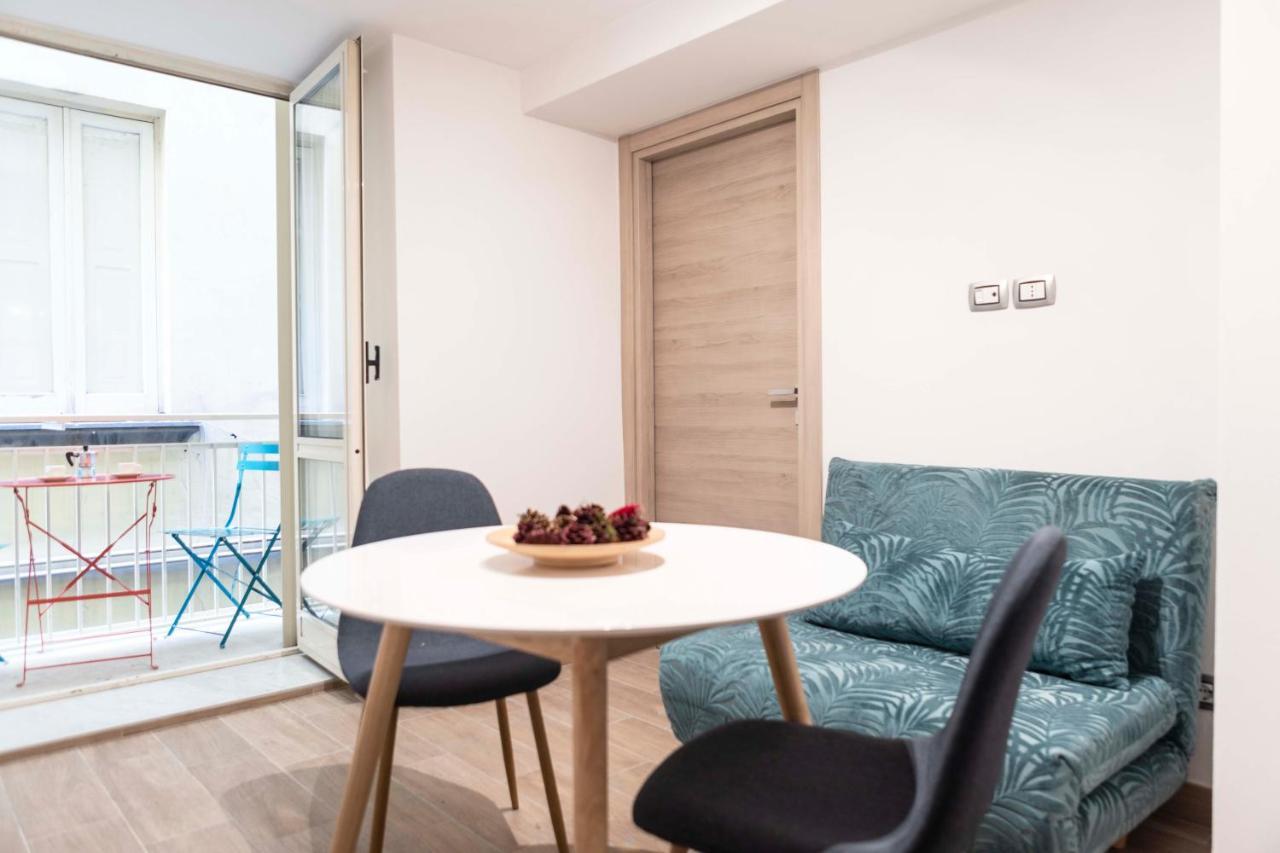 Via Nilo 20 Apartments Napoli Ngoại thất bức ảnh