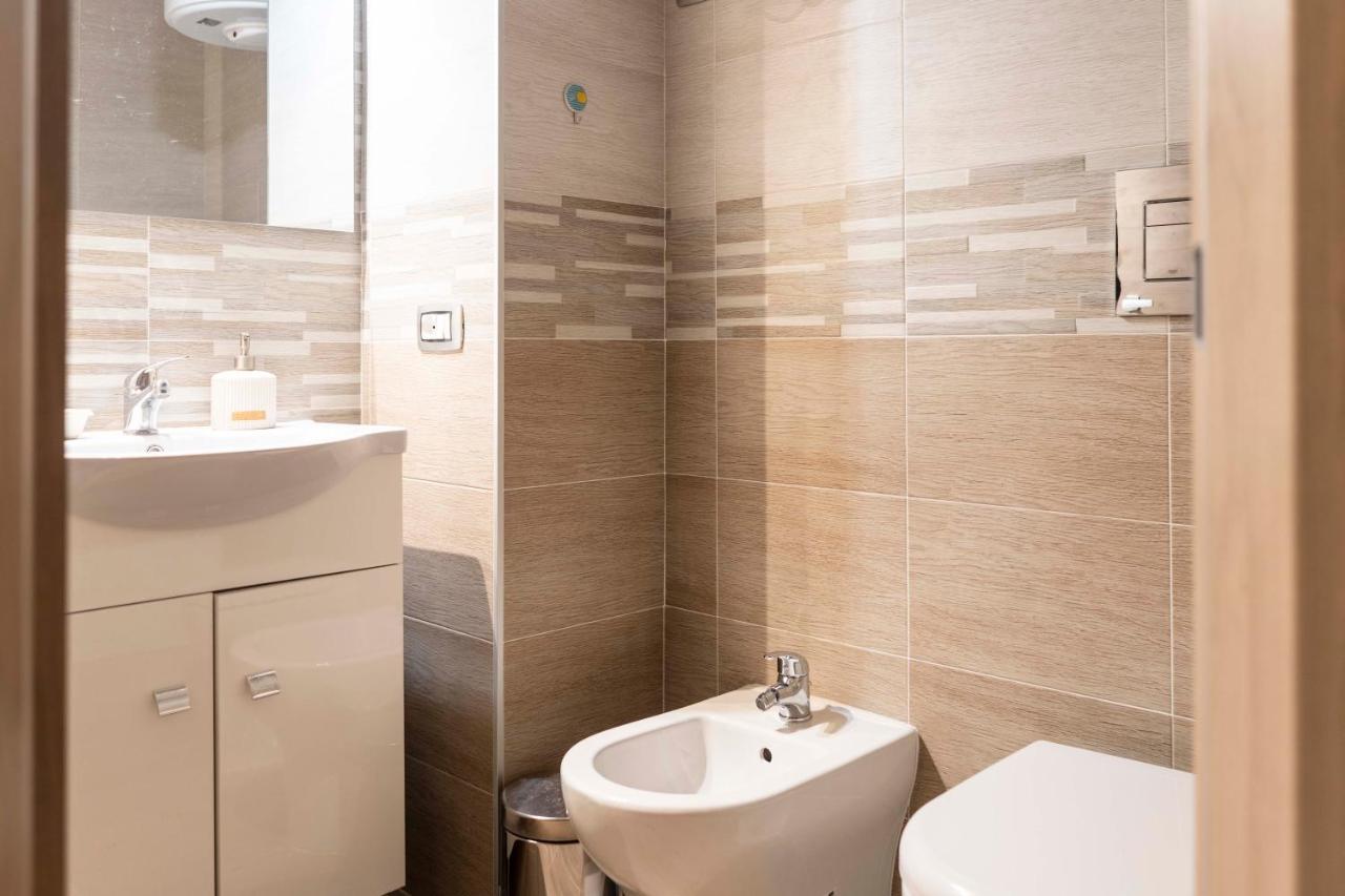 Via Nilo 20 Apartments Napoli Ngoại thất bức ảnh