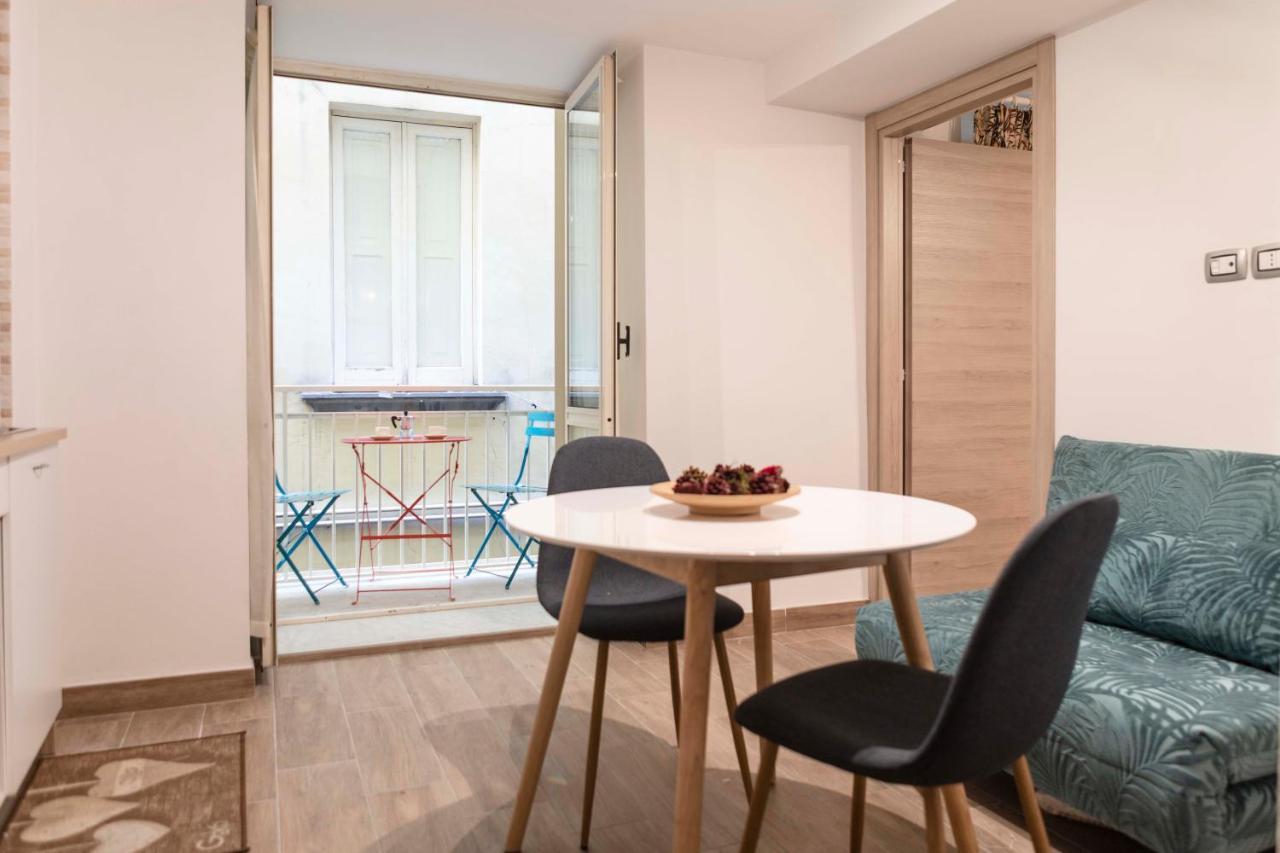Via Nilo 20 Apartments Napoli Ngoại thất bức ảnh